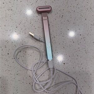 SOLAWAVE red light wand